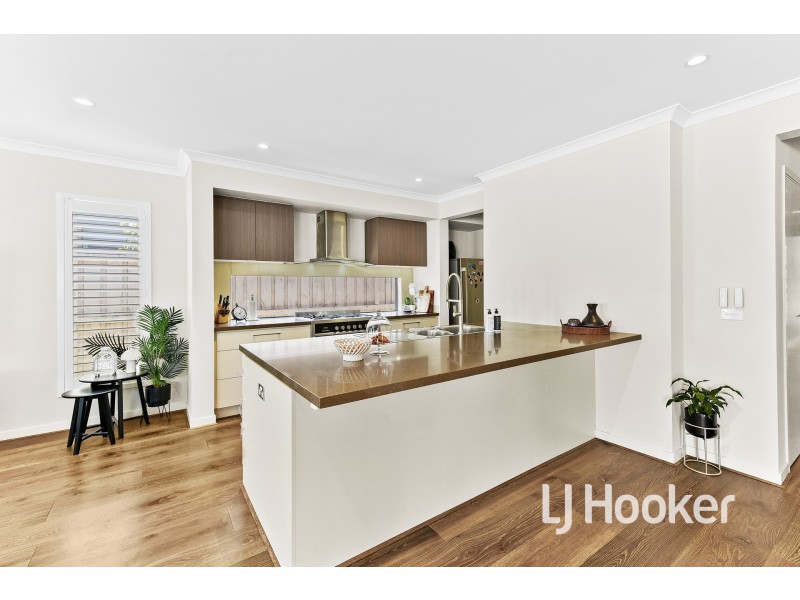 13 Mantello Street, Lyndhurst VIC 3975