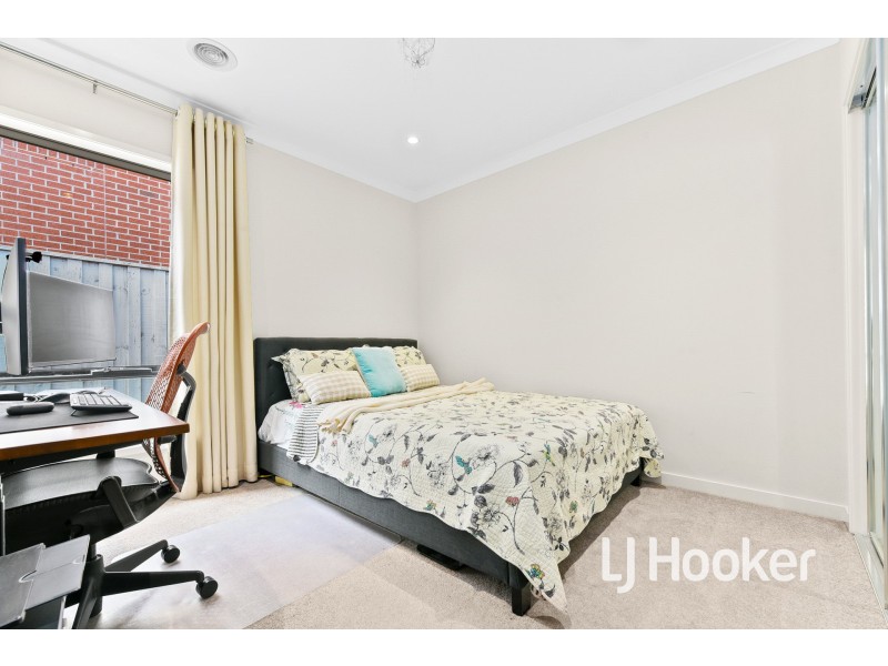 13 Mantello Street, Lyndhurst VIC 3975