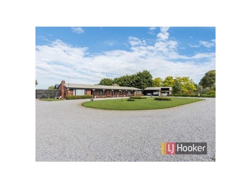 40 Collison Road, Cranbourne East VIC 3977