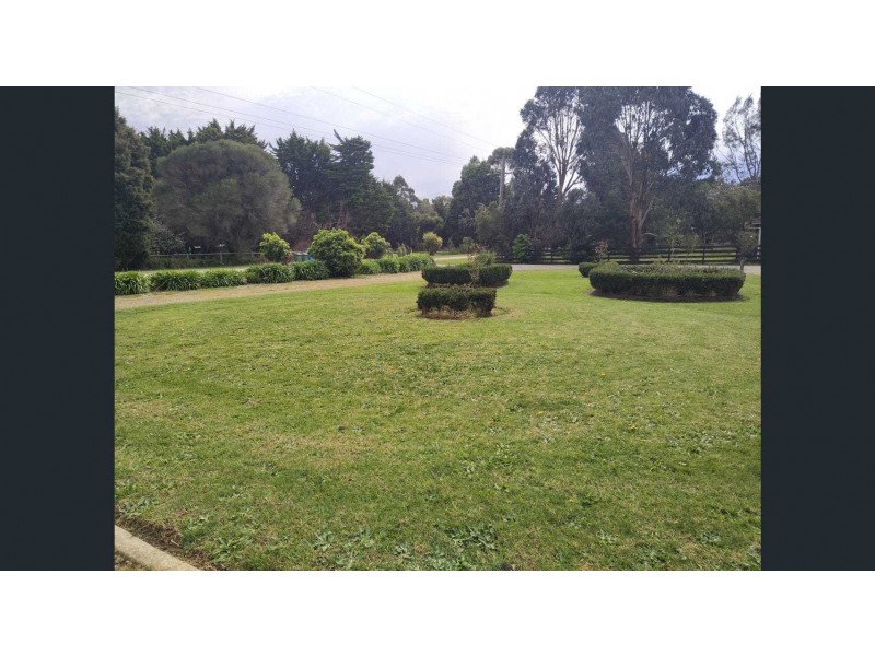 40 Collison Road, Cranbourne East VIC 3977