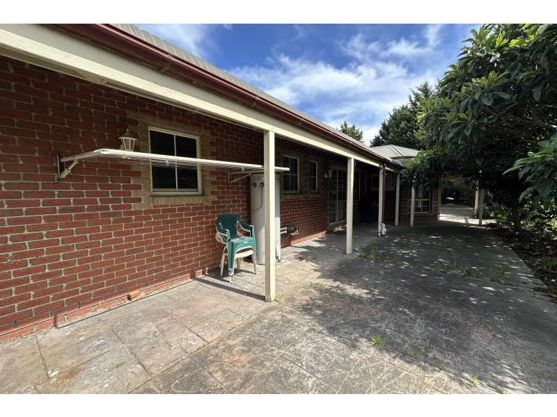 38 Collison Road, Cranbourne East VIC 3977
