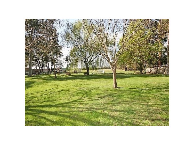 34 Collison Road, Cranbourne East VIC 3977