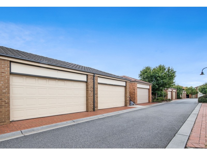 15 Gables Walk, Narre Warren South VIC 3805