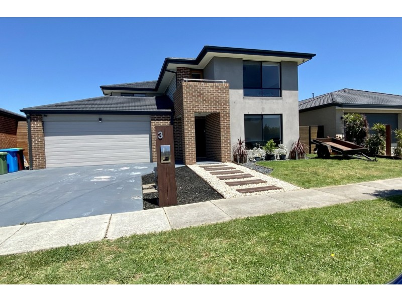 3 Bellsquarry Avenue, Cranbourne East VIC 3977