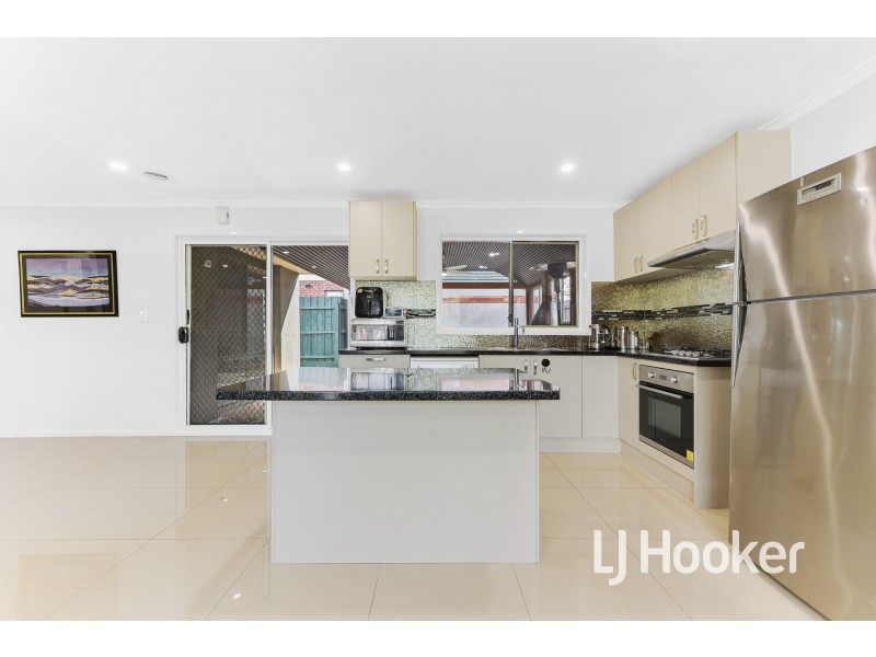 1/8 Emerald Court, Narre Warren VIC 3805