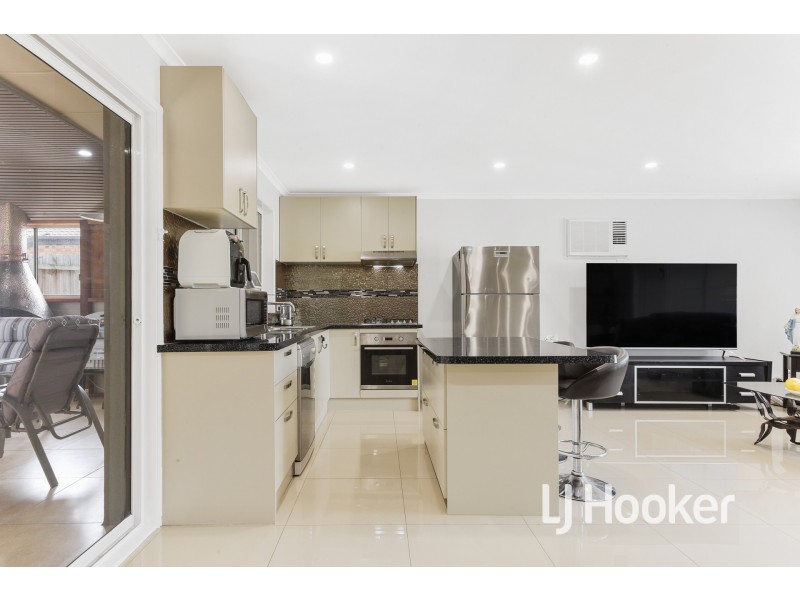 1/8 Emerald Court, Narre Warren VIC 3805