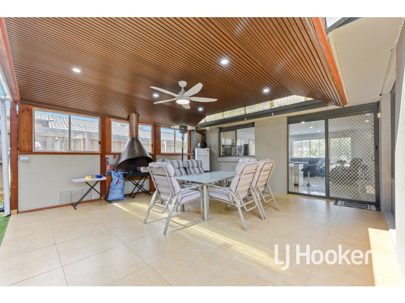 1/8 Emerald Court, Narre Warren VIC 3805