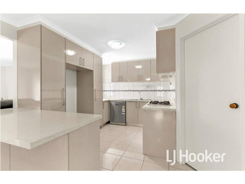 1/33 Ivan Crescent, Hampton Park VIC 3976