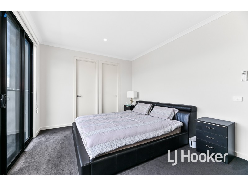 119 Willow Glen Boulevard, Cranbourne VIC 3977