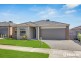 16 Bankton Avenue, Cranbourne East VIC 3977