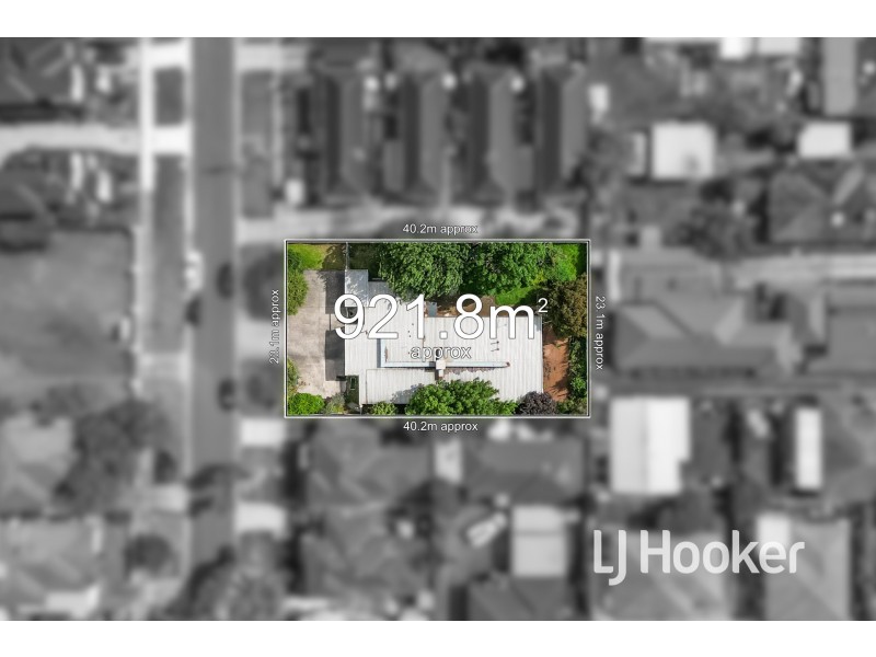 2 Hayes Road, Hampton Park VIC 3976