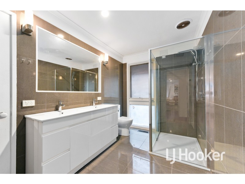 11 Ora Street, Hampton Park VIC 3976