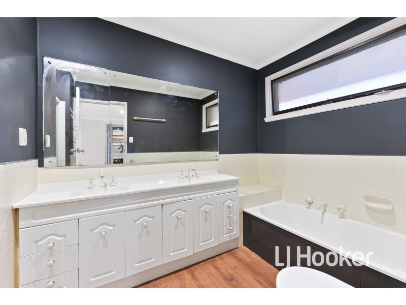 11 Ora Street, Hampton Park VIC 3976