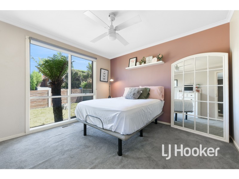 35 Huntington Drive, Hampton Park VIC 3976