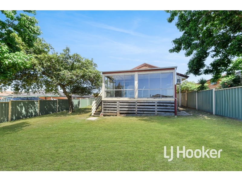 35 Huntington Drive, Hampton Park VIC 3976