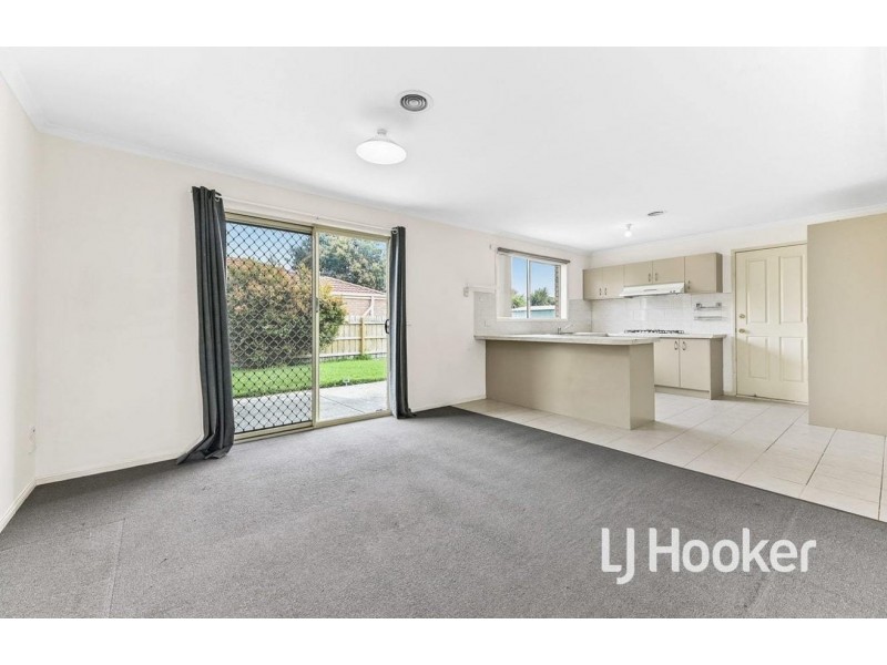 1 Connor Mews, Cranbourne East VIC 3977