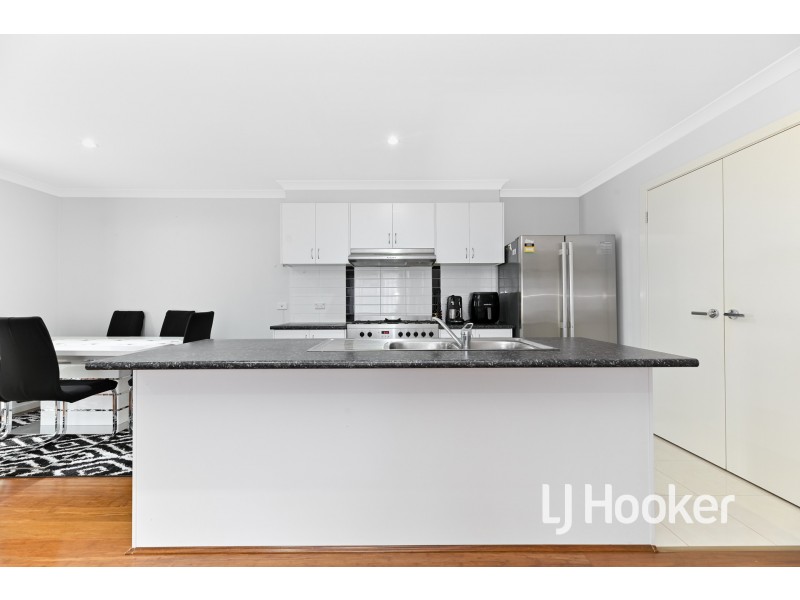 43 The Glade, Hampton Park VIC 3976