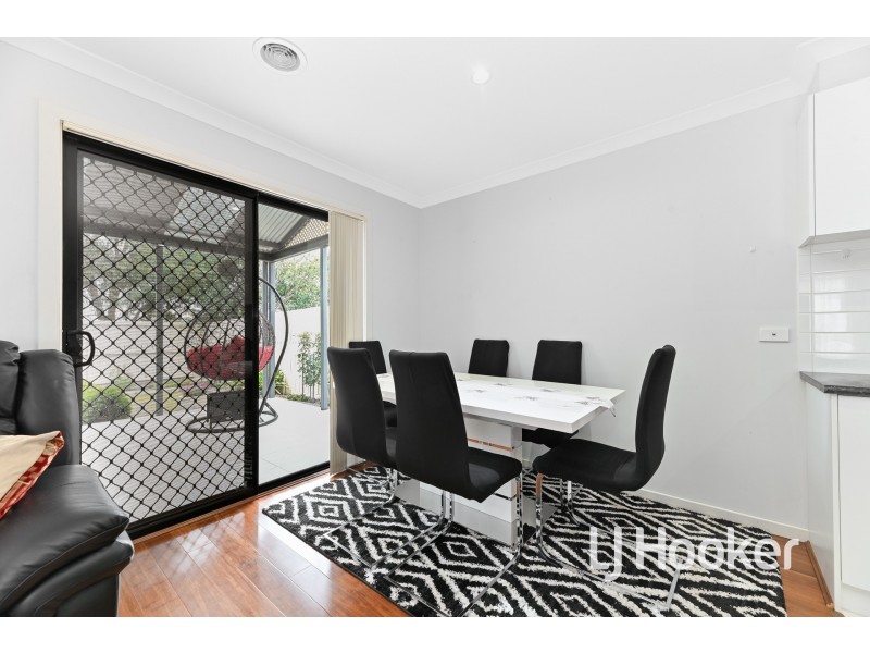 43 The Glade, Hampton Park VIC 3976