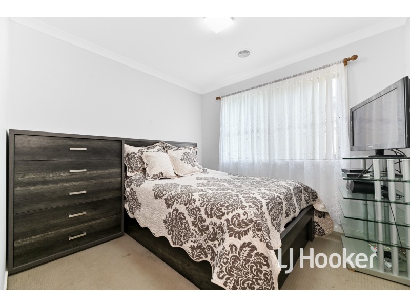 43 The Glade, Hampton Park VIC 3976