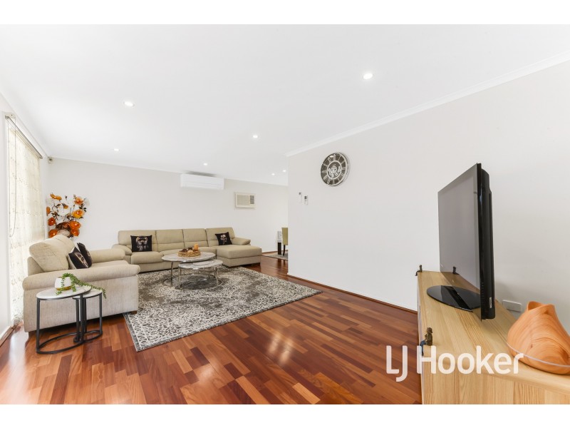 16 Marjoram Close, Hallam VIC 3803