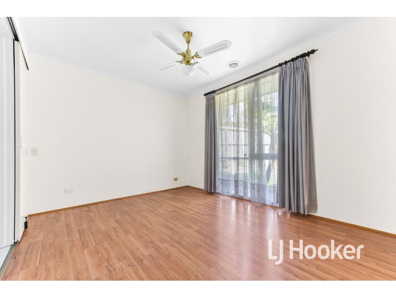 104 Oaktree Drive, Hampton Park VIC 3976