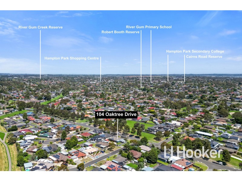 104 Oaktree Drive, Hampton Park VIC 3976
