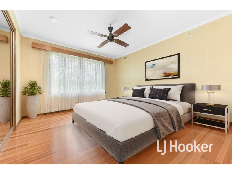 27 Winnima Avenue, Hampton Park VIC 3976