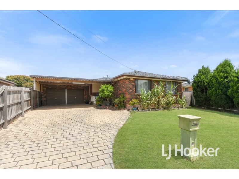 27 Winnima Avenue, Hampton Park VIC 3976