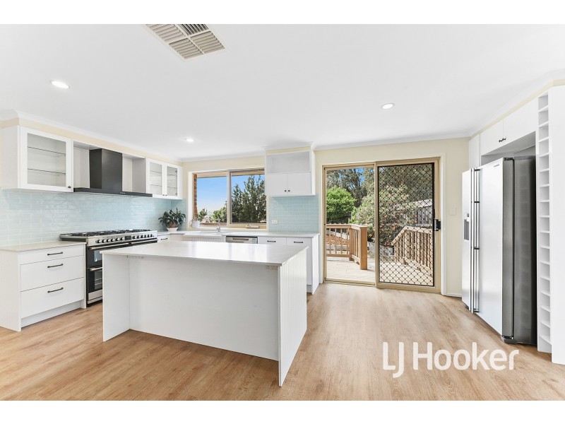 12 Darling Court, Hampton Park VIC 3976