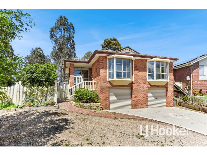 12 Darling Court, Hampton Park VIC 3976