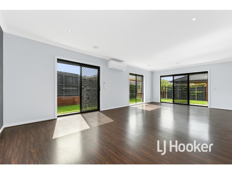 11/30 Central Road, Hampton Park VIC 3976
