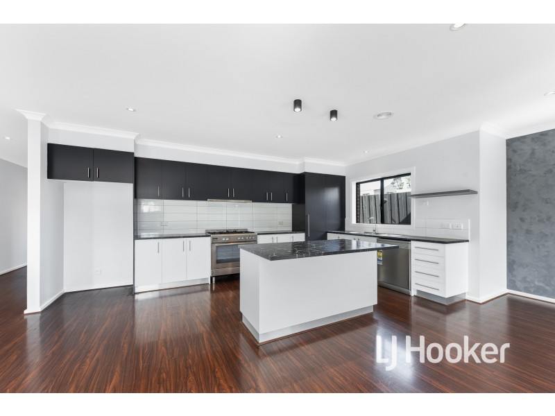 11/30 Central Road, Hampton Park VIC 3976