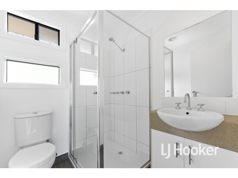 11/30 Central Road, Hampton Park VIC 3976