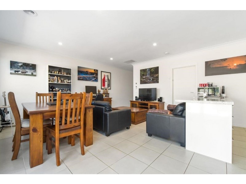 26 Kosciuszko Circuit, Clyde VIC 3978