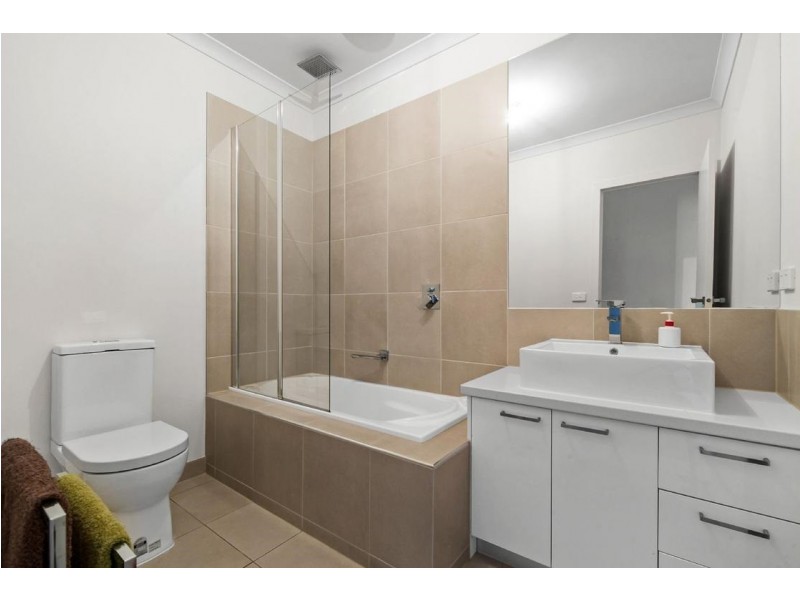 26 Kosciuszko Circuit, Clyde VIC 3978