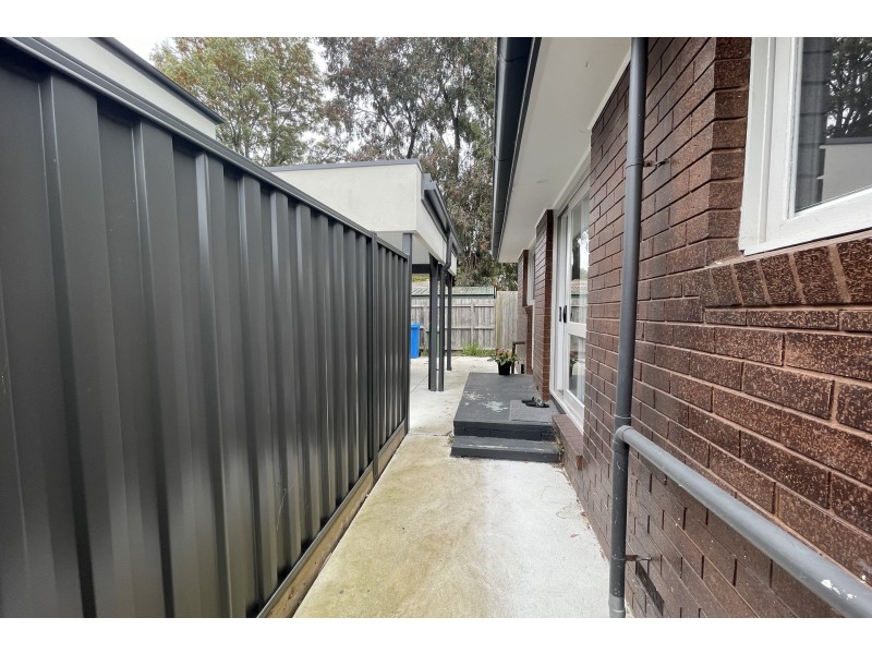 1/21 Hawking Avenue, Hampton Park VIC 3976