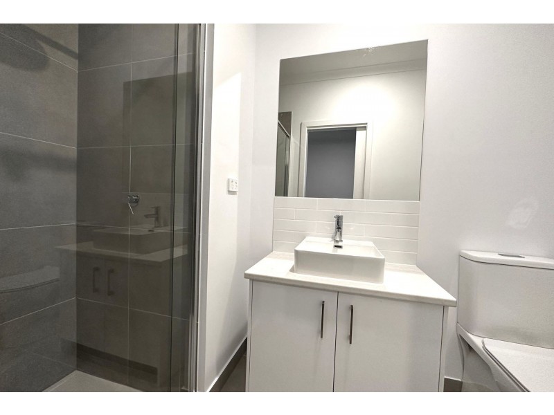 14 Tanzanite Court, Berwick VIC 3806