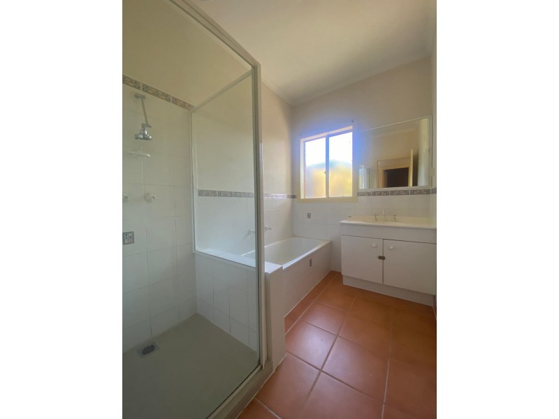 40 Cato Parkway, Lynbrook VIC 3975