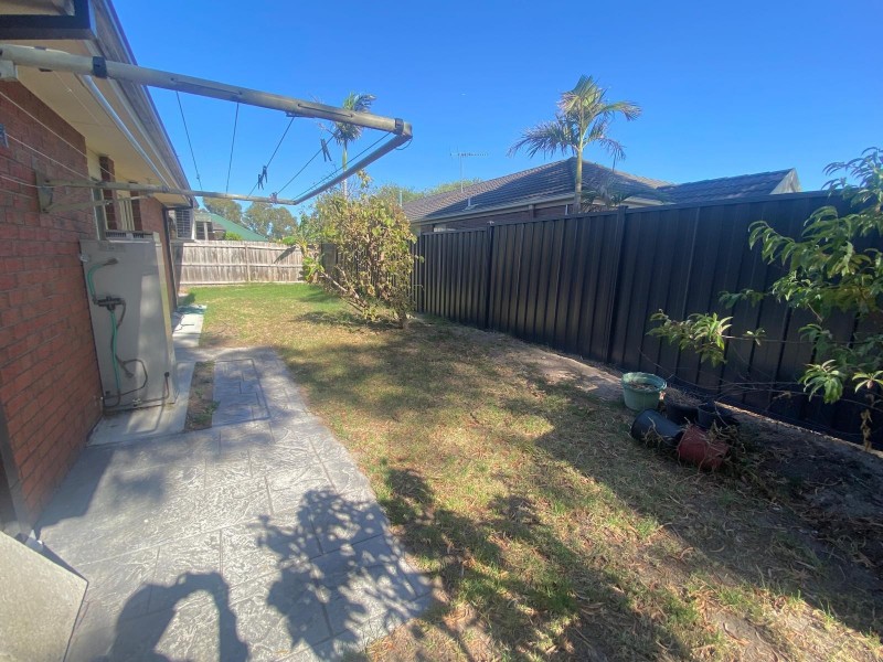 40 Cato Parkway, Lynbrook VIC 3975