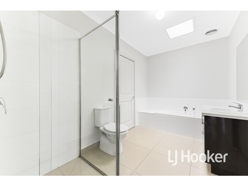 3/36 Codrington Street, Cranbourne VIC 3977