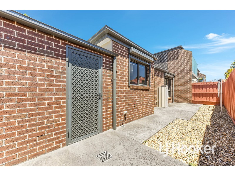 3/36 Codrington Street, Cranbourne VIC 3977