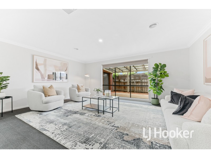 2 Day Place, Hampton Park VIC 3976