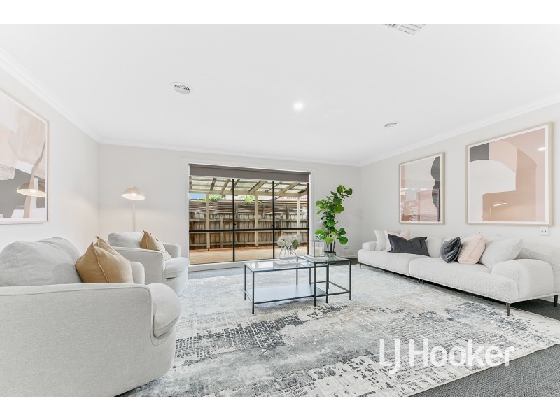 2 Day Place, Hampton Park VIC 3976