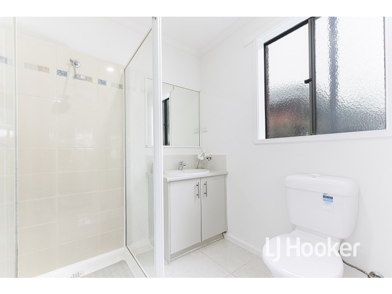 2 Day Place, Hampton Park VIC 3976