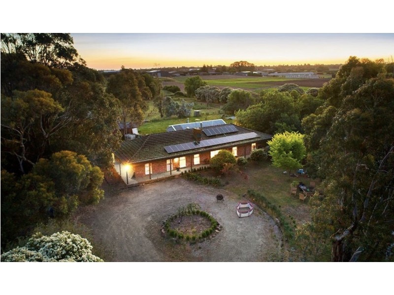 24 Bakers Road, Clyde VIC 3978