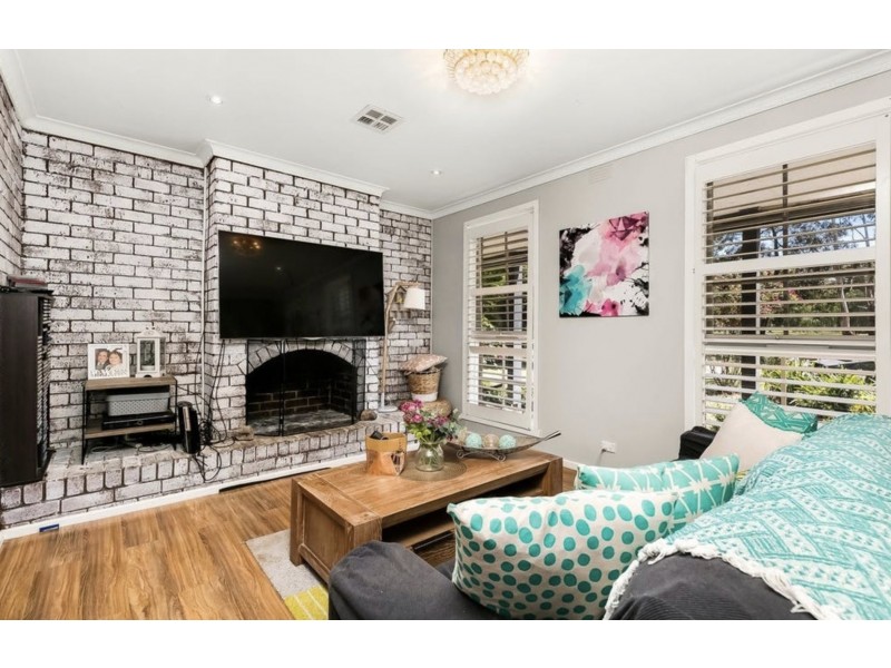 24 Bakers Road, Clyde VIC 3978