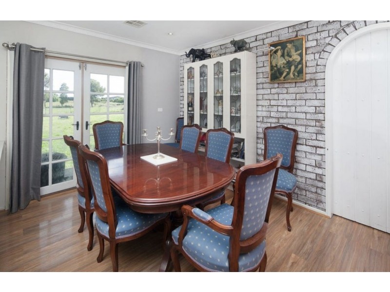 24 Bakers Road, Clyde VIC 3978