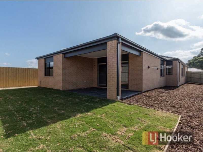 59 Fiorelli Boulevard, Cranbourne East VIC 3977