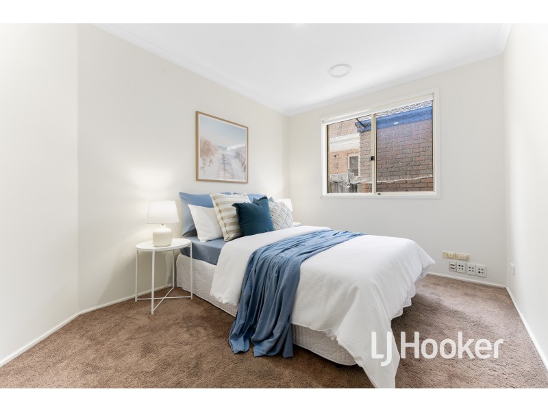 34 Lake View Drive, Narre Warren South VIC 3805