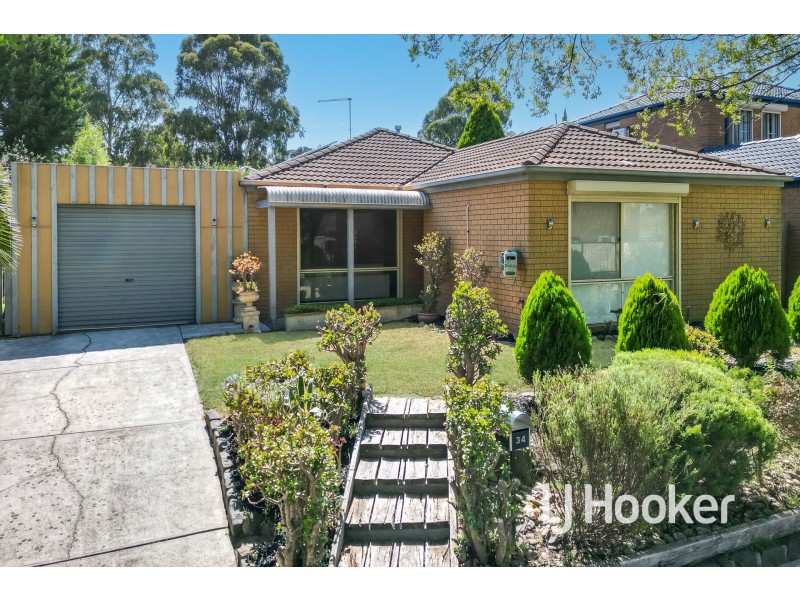 34 Lake View Drive, Narre Warren South VIC 3805